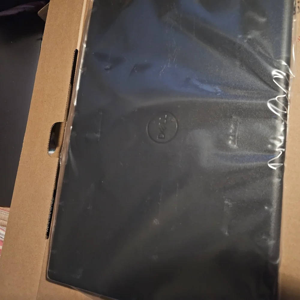 Dell inspiron 15-3525 black